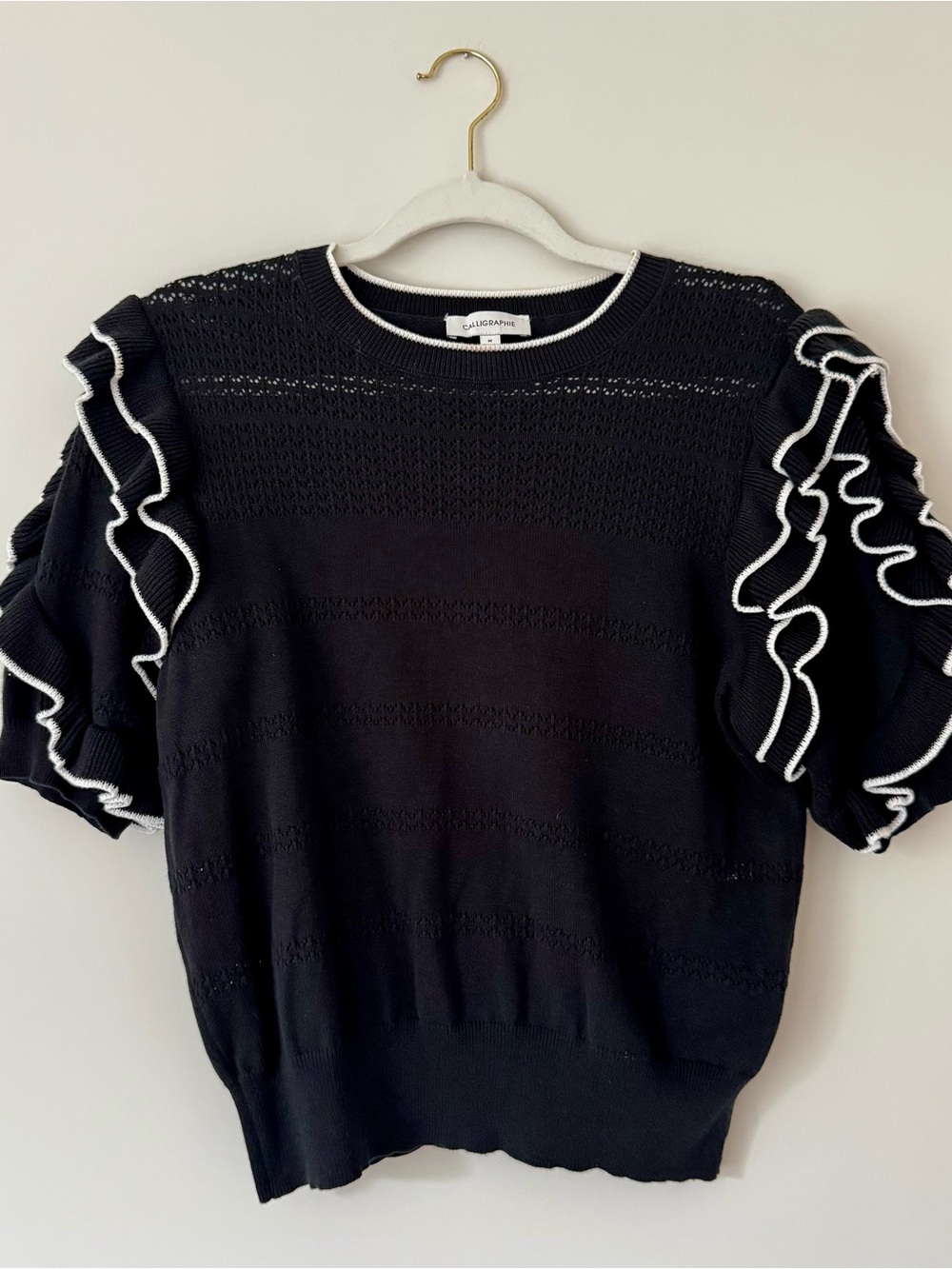 Anthropologie Calligraphie Ruffle Sleeve Pointelle Knit Top, Black – Size Medium